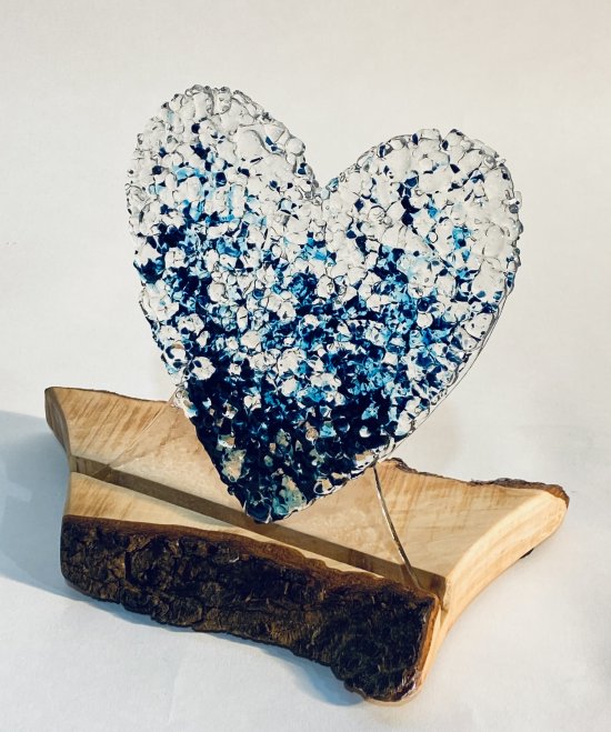 Original fused glass flowers by Vitreus Art, on show at the gallery near Towcester and Milton Keynes in Northants