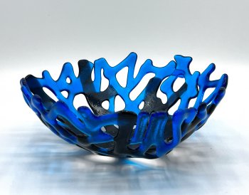 Make a superb fused glass bowl on this all inclusive glass fusing workshop with Vitreus Art