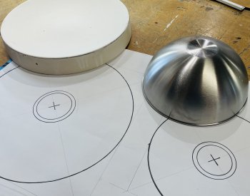 Glass slump fusing - a piece of art you can make yourself!