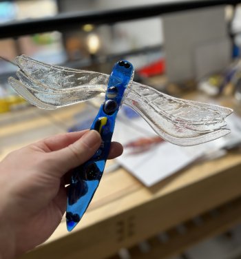 Make your own fused glass garden art on thi new half-day workshop at Vitreus Art