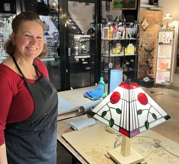 Make an amazing stained glass lamp on this course