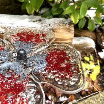 Original fused glass flowers by Vitreus Art, on show at the gallery near Towcester and Milton Keynes in Northants