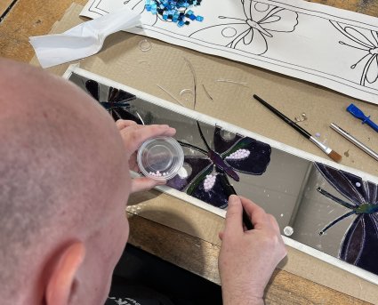 Join this new garden glass art mosaic workshop at Vitreus Art