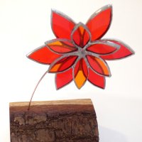 Charming 3d glass flowers from Vitreus Art - click to view or purchase online
