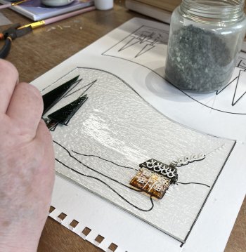 Create your own beautiful fused glass winter scene on this half-day glass fusing workshop at Vitreus Art